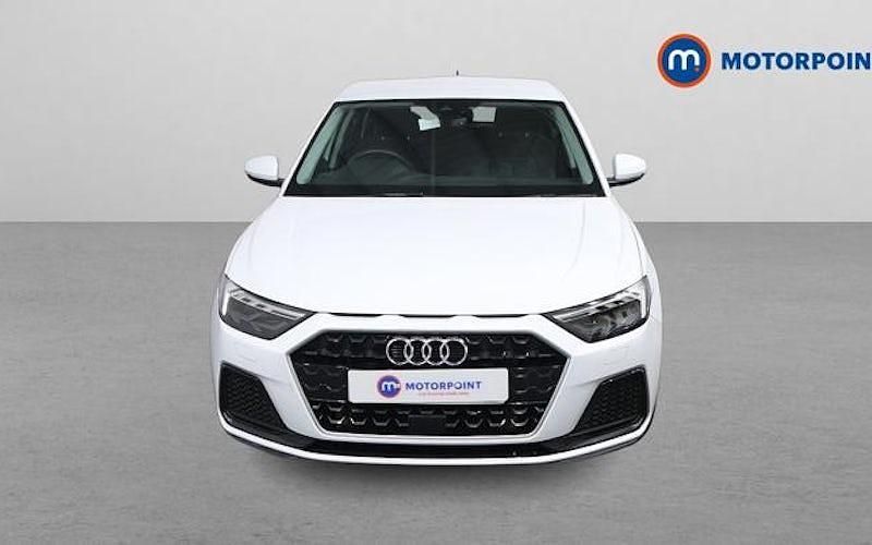 Usado Audi A1 Sportback Sport 95 HP (69 kW) 2026 Citadino