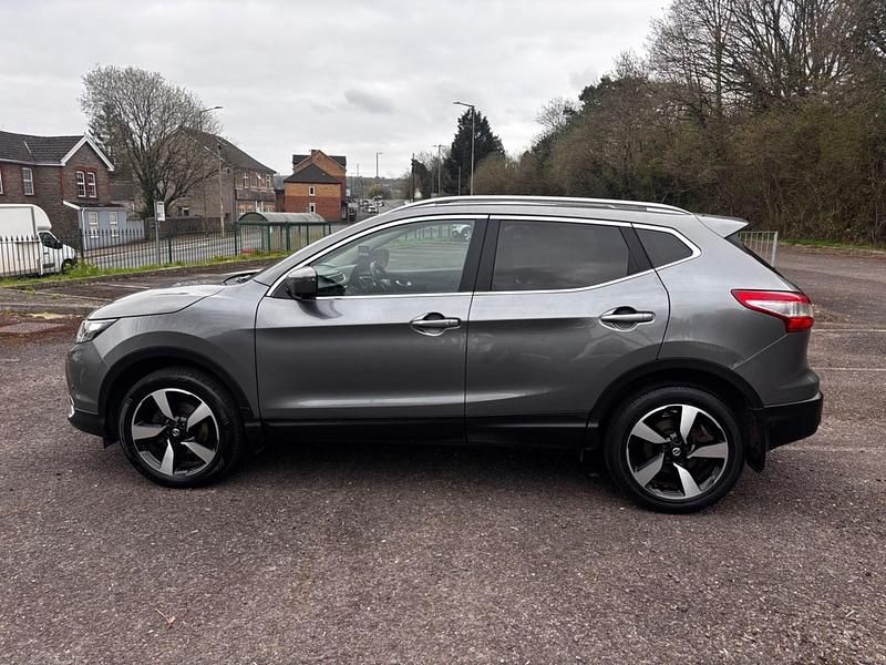 Used Nissan Qashqai N-Connecta 2017 Grey SUV