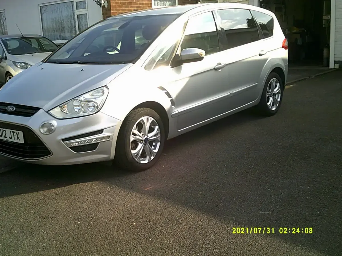 Used Ford S-MAX Titanium 163 HP (119 kW) 2012 Silver MPV