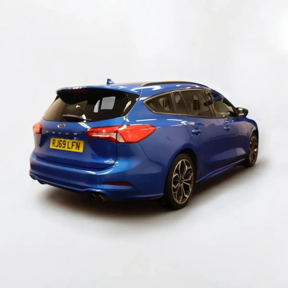 Used Ford Focus ST-Line X 120 HP (88 kW) 2020 Blue Estate