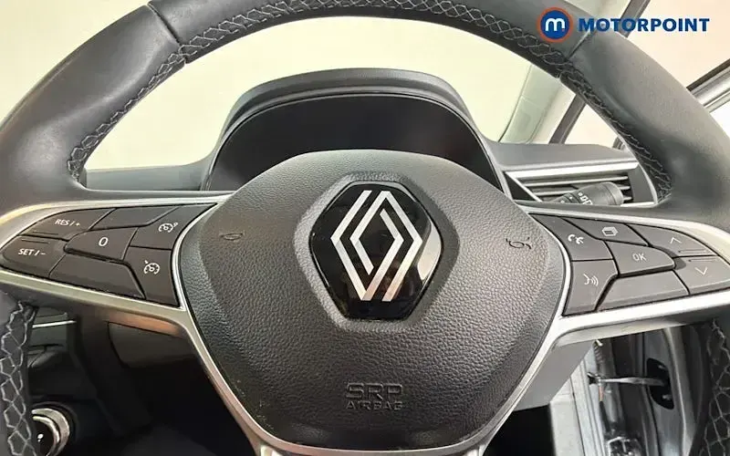 Used Renault Clio Evolution 90 HP (66 kW) 2024 Grey Hatchback