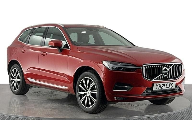 Usado Volvo XC60 Inscription 235 CV (172 kW) 2021 Rojo SUV
