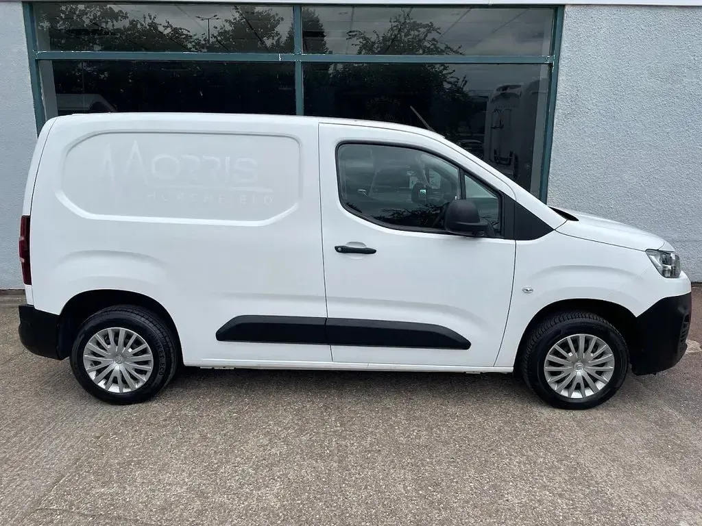 Used Citroën Berlingo 2021 White MPV