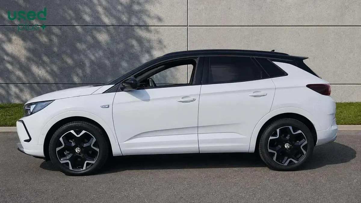 Used Vauxhall Grandland X Ultimate 2023 White SUV