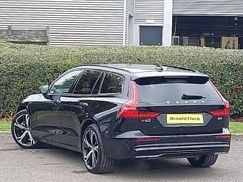 Used Volvo V60 Ultra 197 HP (144 kW) 2025 Black Estate