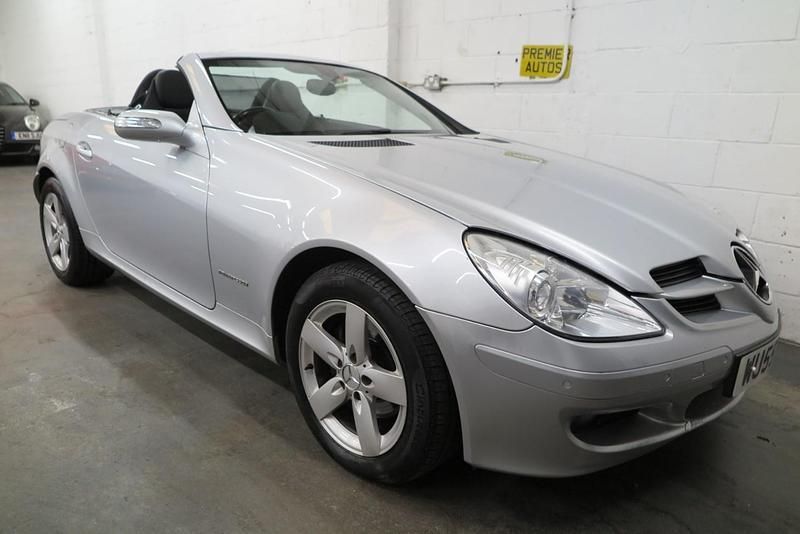 Silver Used 2006 Mercedes SLK200 Cabriolet | £3,333 (Super price) - Image 1/4