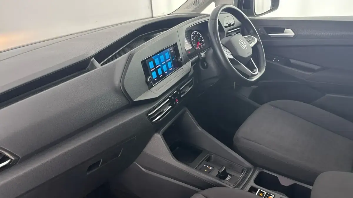 Begagnad VW Caddy Maxi Life 122 HK (89 kW) 2023 Grå Minibuss
