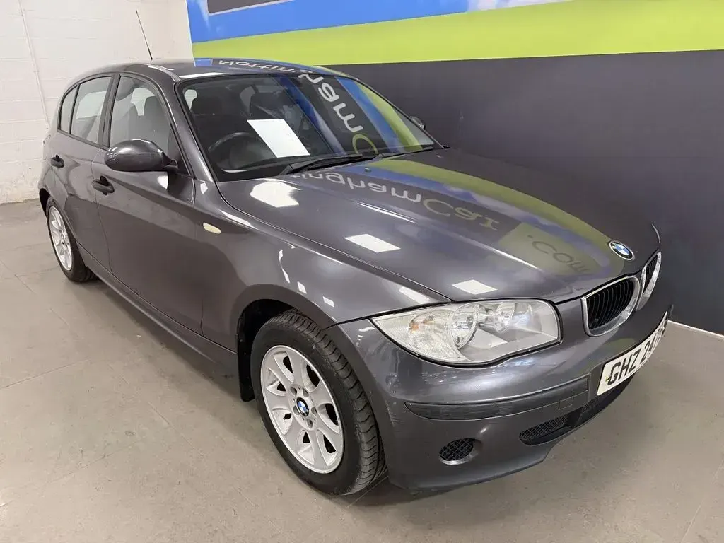 Used BMW 118 129 HP (94 kW) 2005 Grey Hatchback
