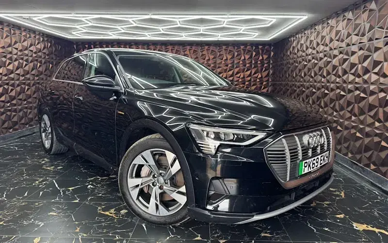 Begagnad Audi e-tron 300 kW (408 HK) 2020 SUV
