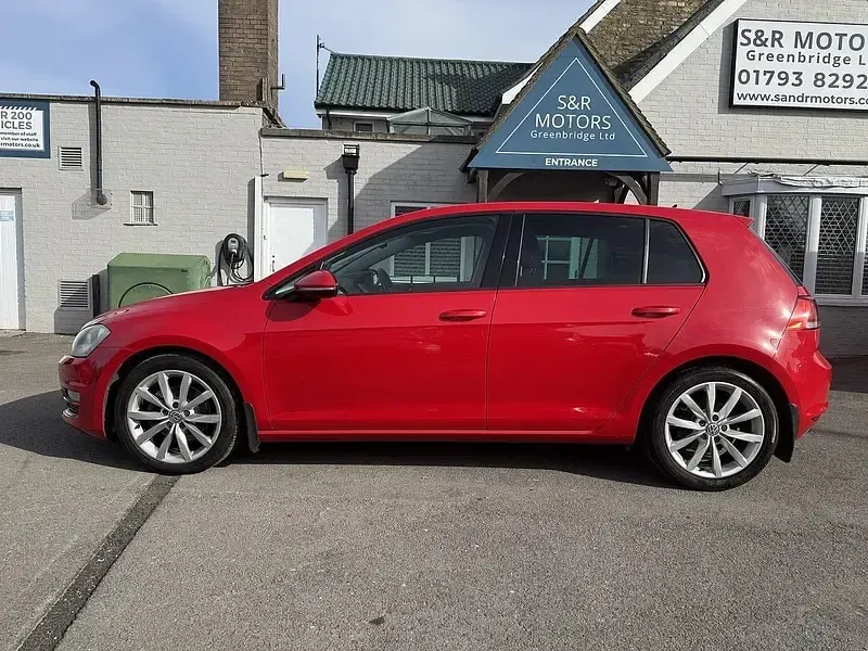 Used VW Golf VII GT 2015 Red Hatchback