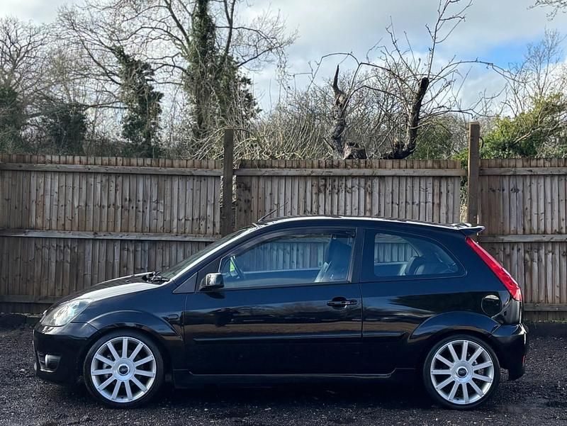 Used Ford Fiesta ST 150 HP (110 kW) 2007 Black Hatchback