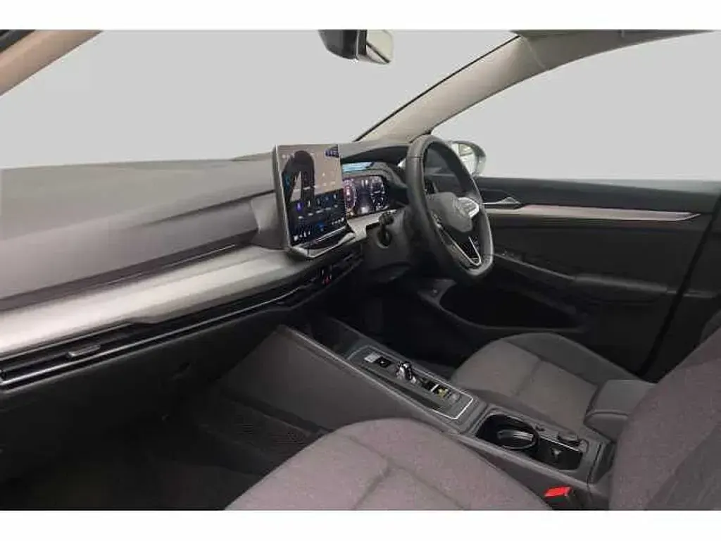 Used VW Golf VIII 204 HP (150 kW) 2025