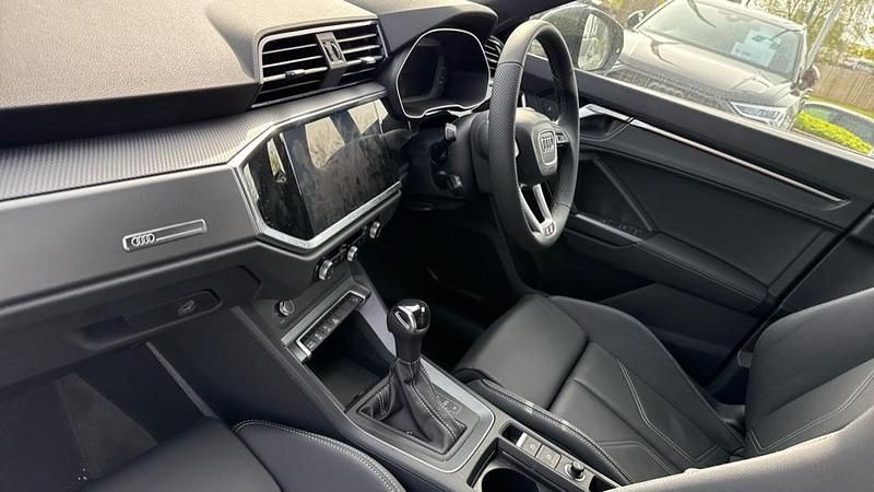 Nuevo Audi Q3 S-Line 150 CV (110 kW) 2025 Gris SUV