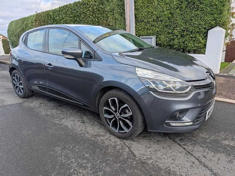 Used Renault Clio IV Play 90 HP (66 kW) 2019 Grey Hatchback