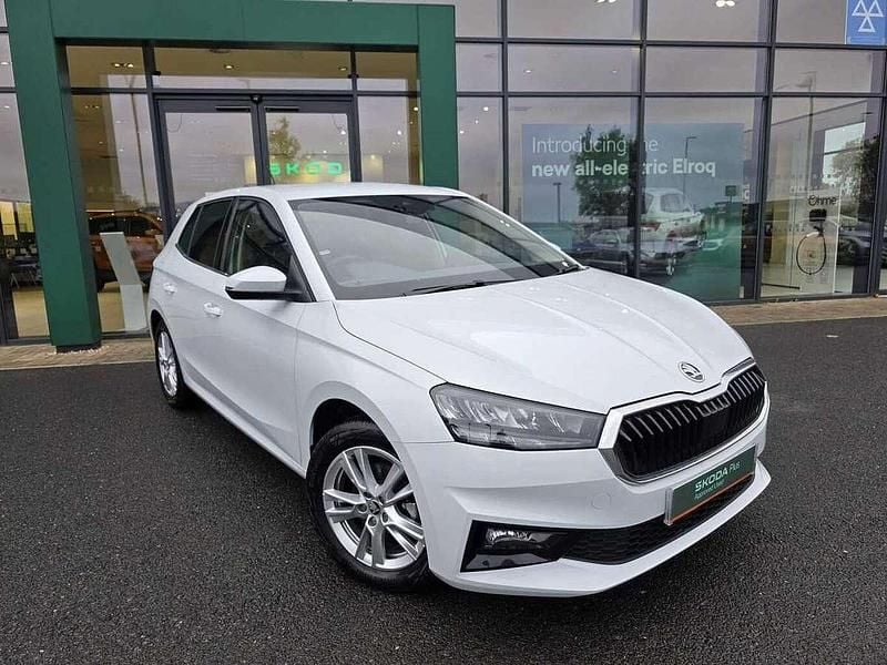 Moon white metallic Used 2024 Skoda Fabia SE L Hatchback | £17,980 (A bit pricey) - Image 1/4