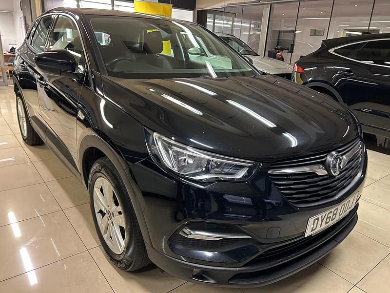 Black Used 2018 Vauxhall Grandland X S SUV | £5,690 (A bit pricey) - Image 1/3
