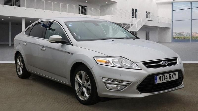 Silver Used 2014 Ford Mondeo Business Edition Hatchback | £4,995 (Good price) - Image 1/2