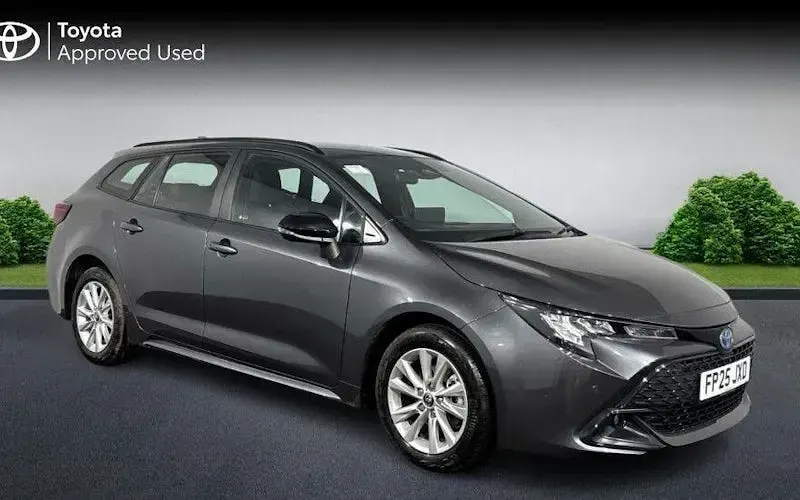 Used Toyota Corolla 140 HP (102 kW) 2025 Estate