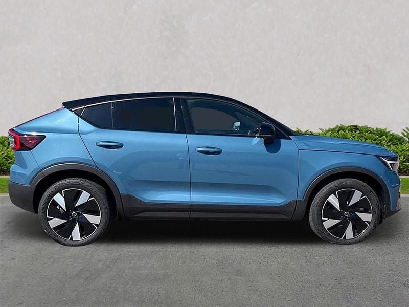 Used Volvo EC40 Plus 300 kW (408 HP) 2025 Blue SUV