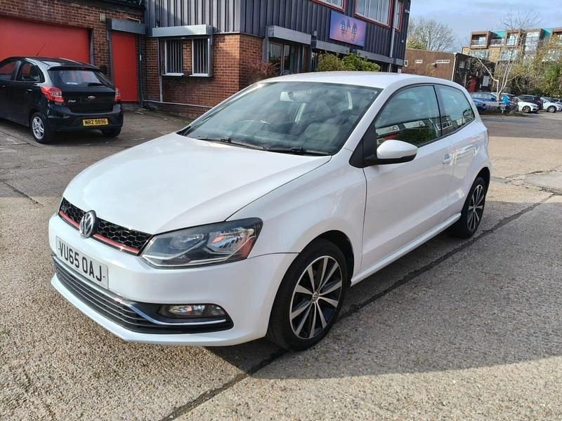 Used VW Polo SE 2015 White Hatchback