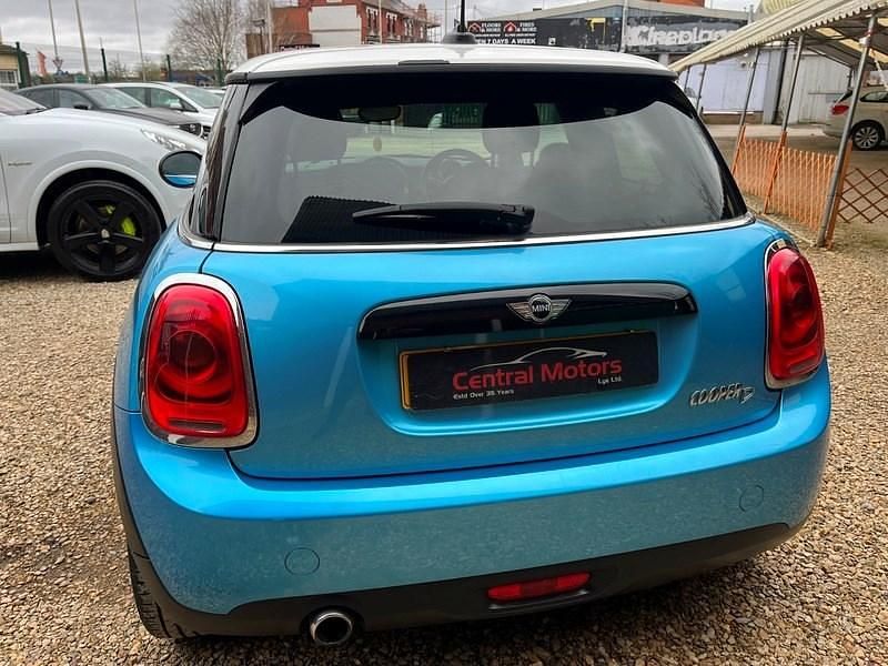 Used Mini Cooper D Hatch 116 HP (85 kW) 2016 Blue Hatchback