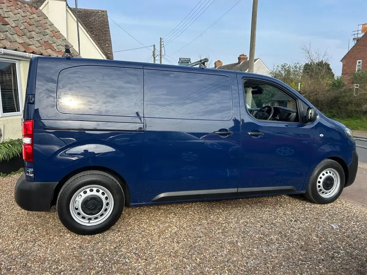 Used Citroën Dispatch 2018 Blue MPV