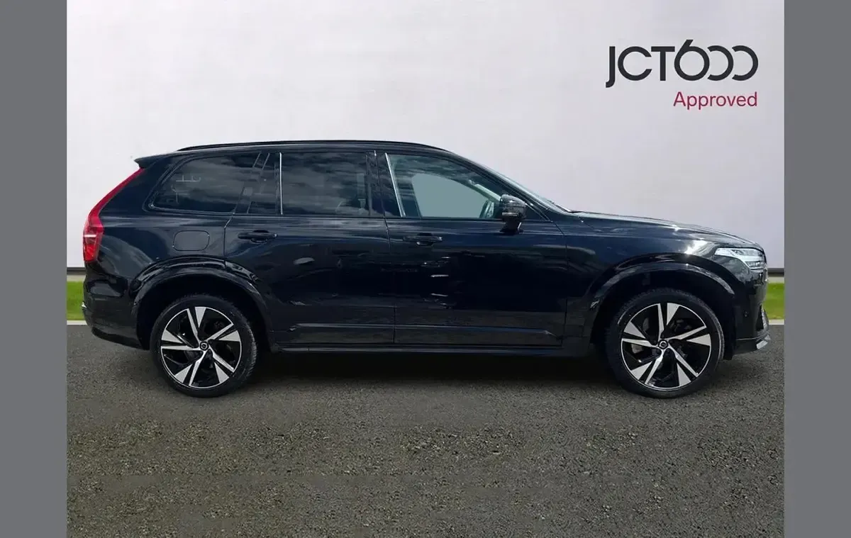 Used Volvo XC90 Plus 449 HP (330 kW) 2022 Black SUV
