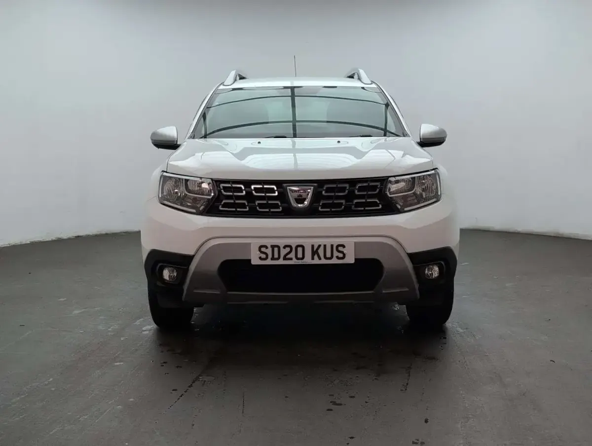 Used Dacia Duster Comfort 100 HP (73 kW) 2020 White SUV