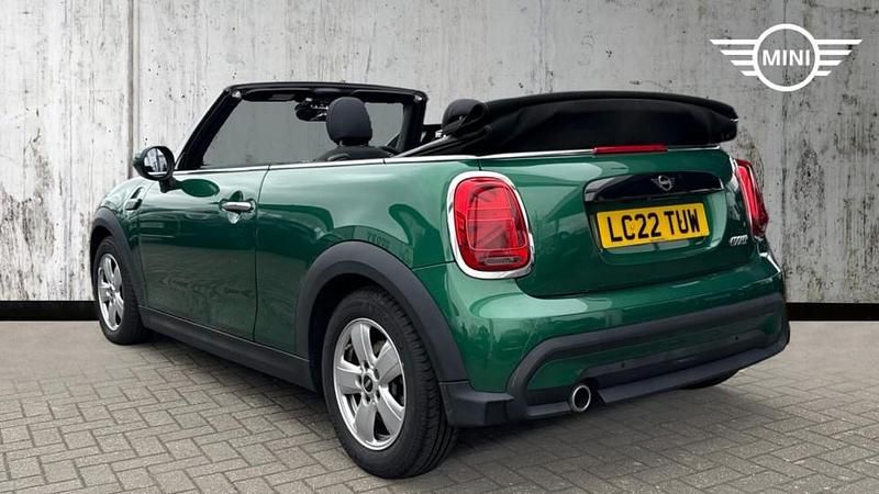 Used Mini Cooper Classic 134 HP (98 kW) 2022 Green Hatchback