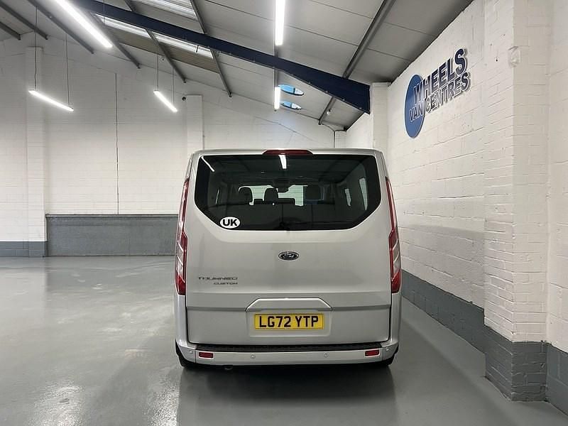 Used Ford Tourneo Custom Titanium 2022 Silver Van