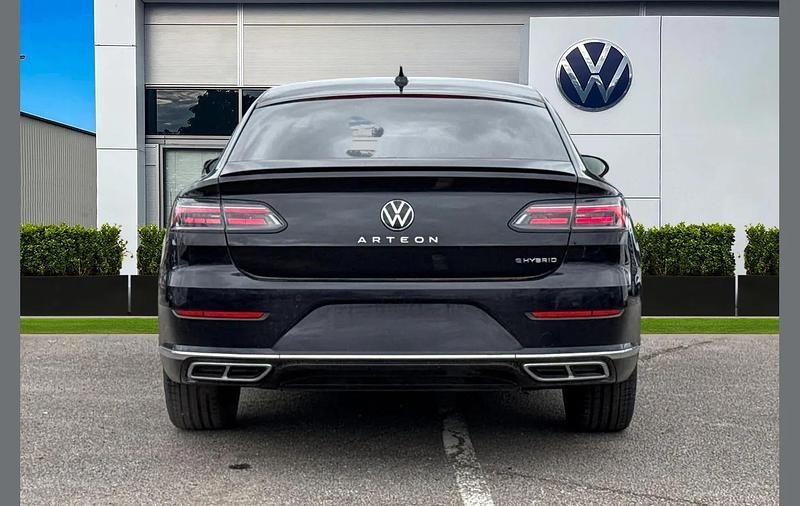 Used VW Arteon R-line 218 HP (160 kW) 2025 Black Hatchback