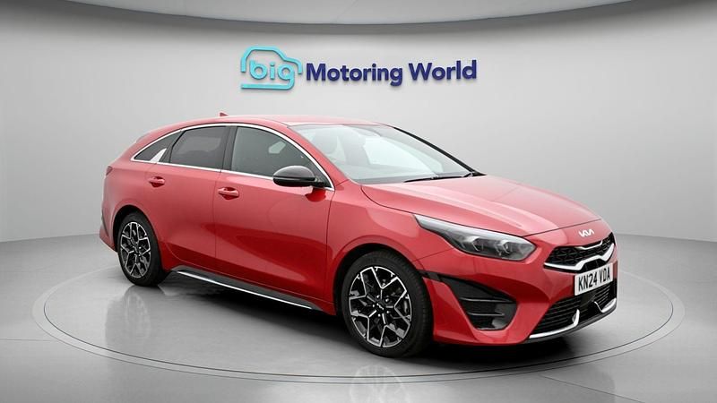 Used Kia ProCeed GT-Line 159 HP (116 kW) 2023 Red Estate