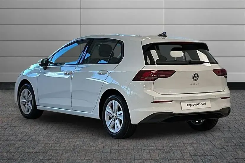 New VW Golf VIII Life 115 HP (84 kW) 2026 Pure white Hatchback