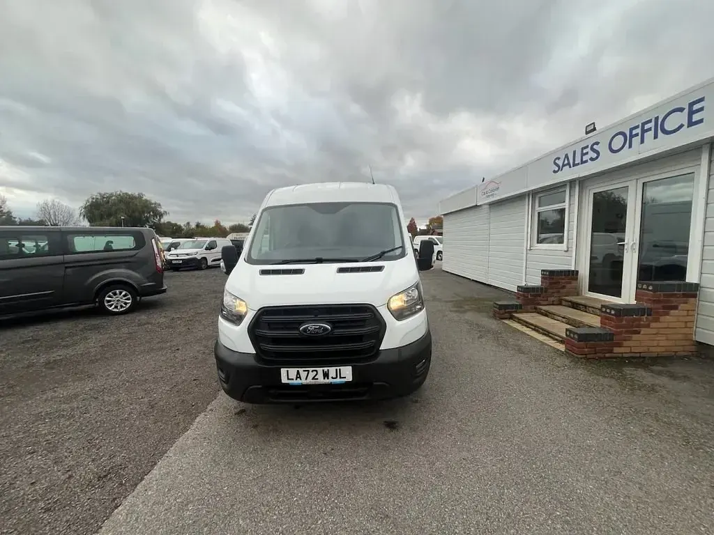 Second-hand Ford Transit S 2023 Alb Van