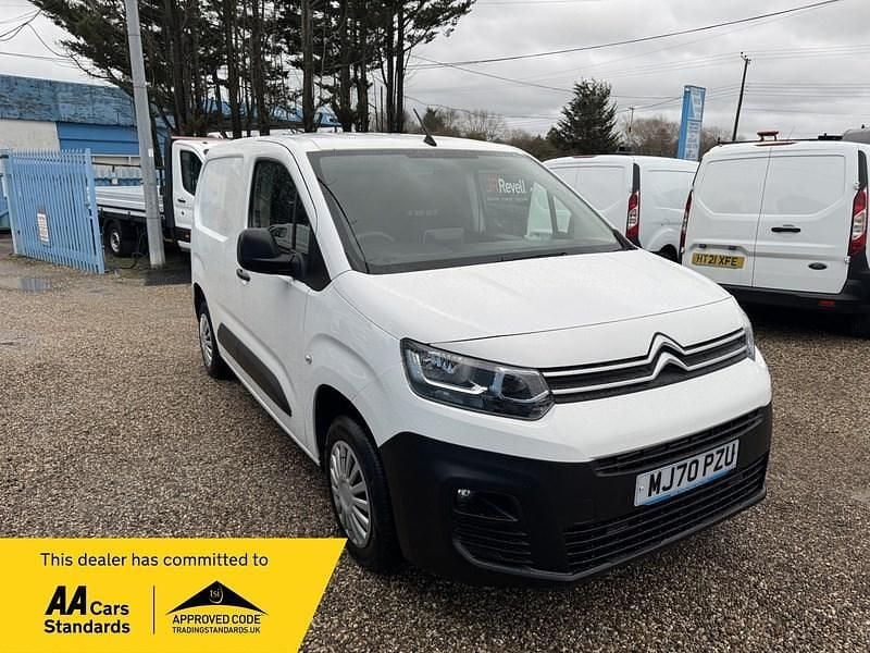 White Used 2020 Citroën Berlingo Start MPV | £8,500 (Fair price) - Image 1/4