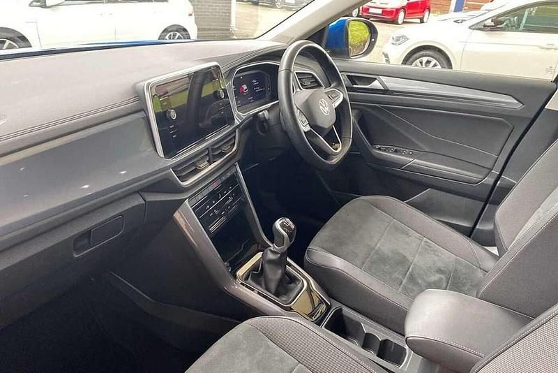 Used VW T-Roc Style 150 HP (110 kW) 2022 Blue SUV