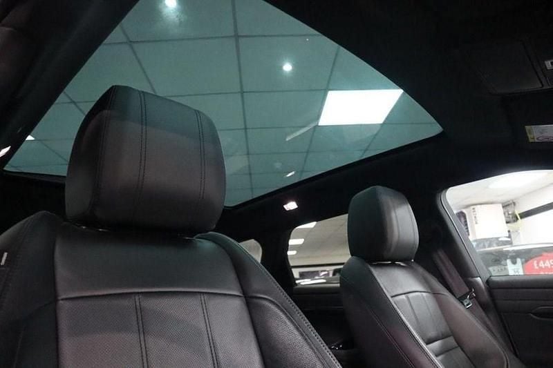 Used Land Rover Range Rover evoque HSE Dynamic 180 HP (132 kW) 2019 Black SUV