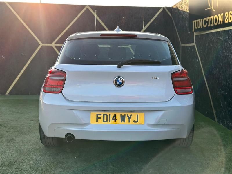 Used BMW 116 Efficient Dynamics 2014 White Hatchback