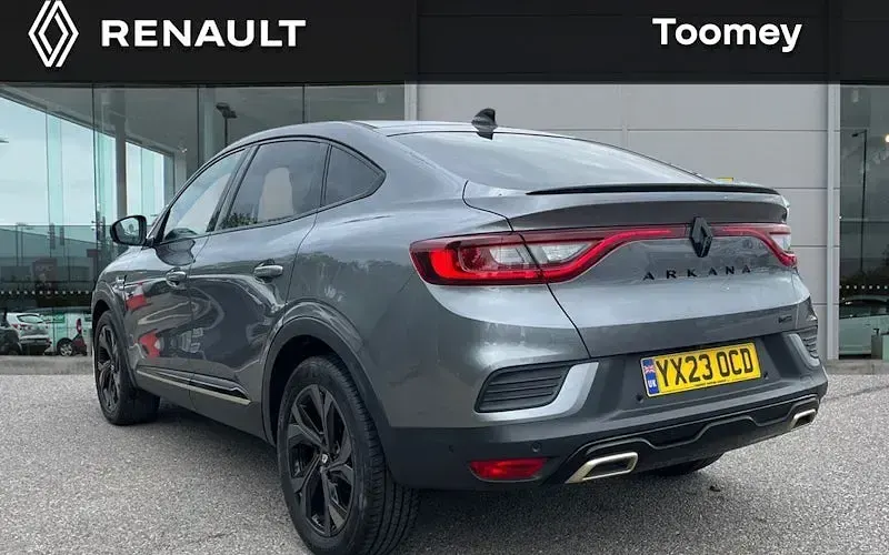 Used Renault Arkana Engineered 143 HP (105 kW) 2023 Grey  SUV
