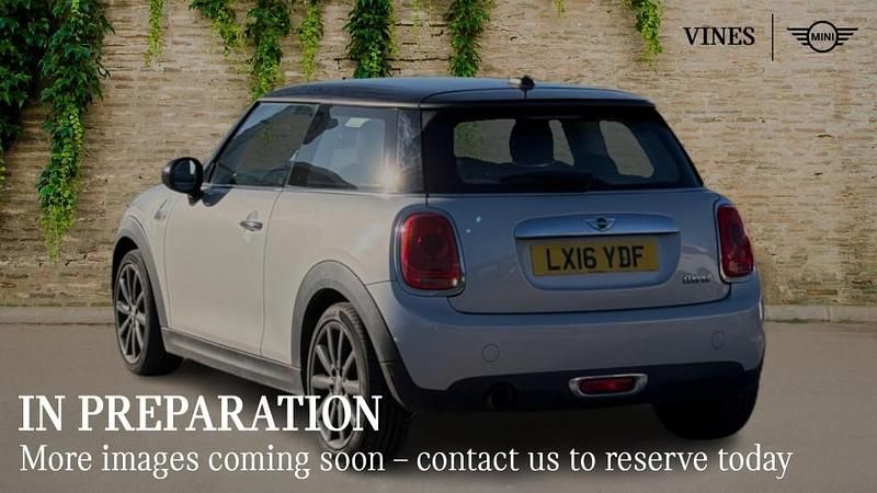 Used Mini Cooper Hatch 134 HP (98 kW) 2016 Silver Hatchback