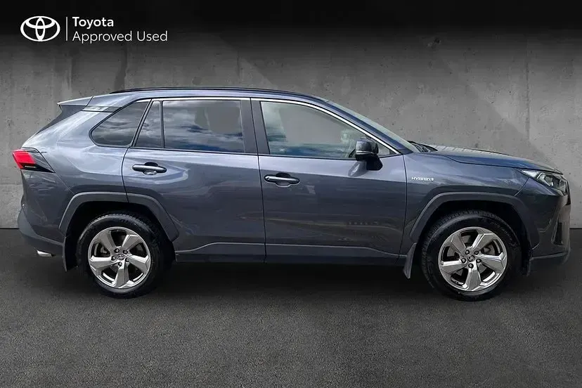 Used Toyota RAV4 Hybrid Design 222 HP (163 kW) 2021 Decuma grey SUV