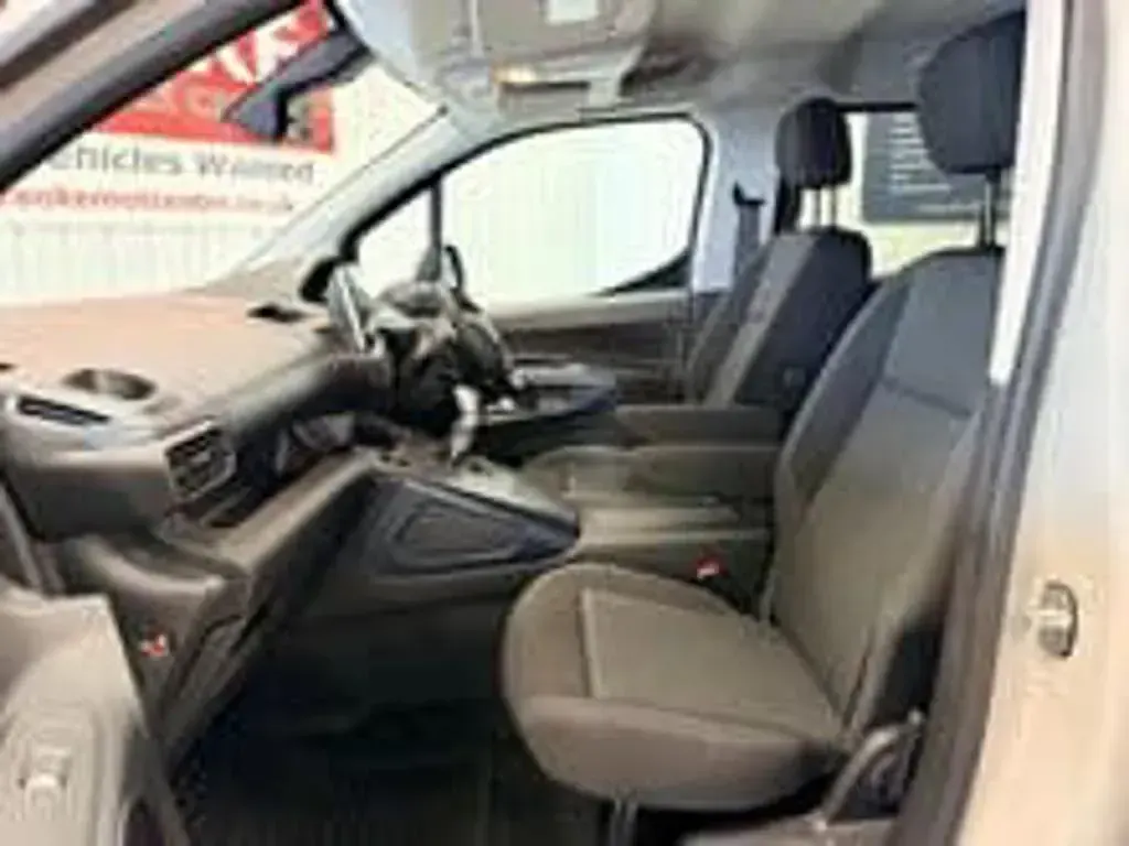 Used Peugeot Rifter Allure 2020 Beige MPV