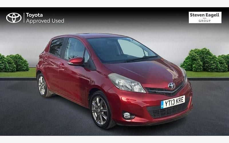 Used Toyota Yaris Multidrive S 101 HP (74 kW) 2013 Hatchback