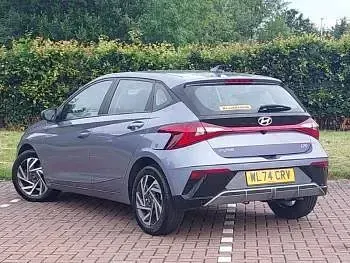 Used Hyundai i20 Advanced 100 HP (73 kW) 2024 Blue Hatchback