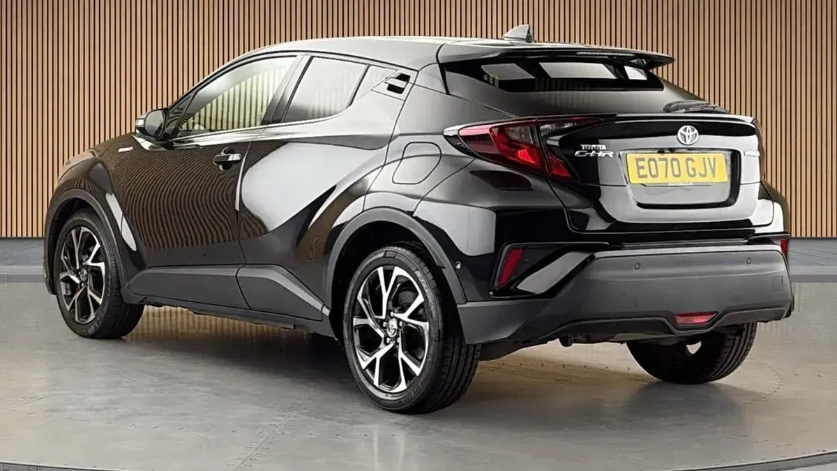 Used Toyota C-HR Design 122 HP (89 kW) 2020 Black SUV