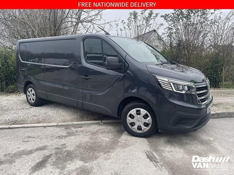 Grey Used 2022 Renault Trafic Business Van | £14,000 (Fair price) - Image 1/2