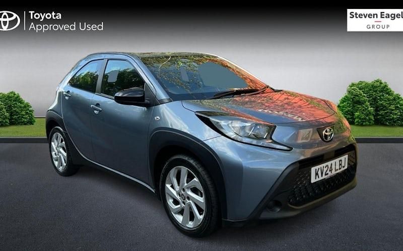 Used Toyota Aygo X PURE 72 HP (52 kW) 2025 SUV