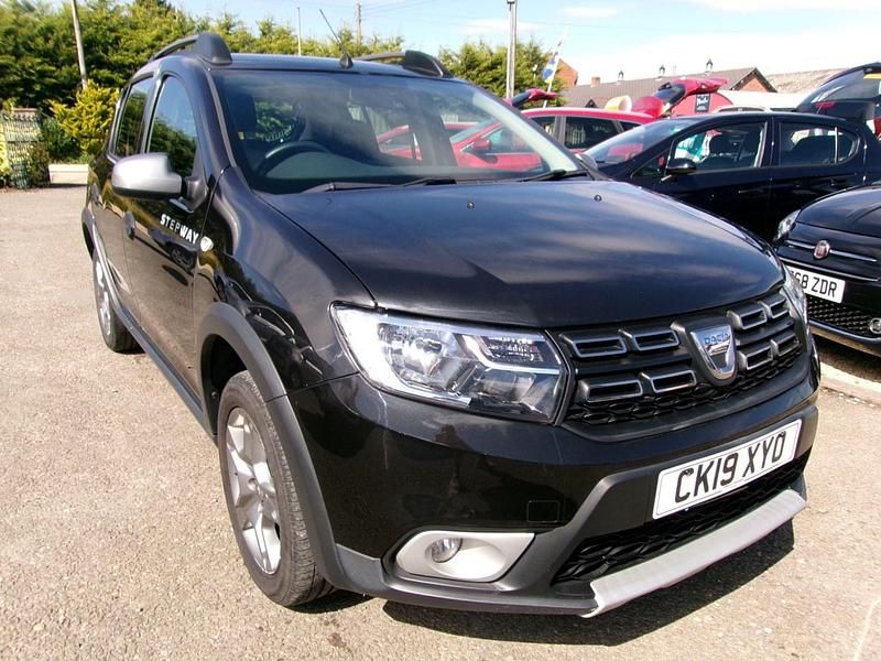 Black Used 2019 Dacia Sandero Comfort Hatchback | £7,499 (Fair price) - Image 1/4