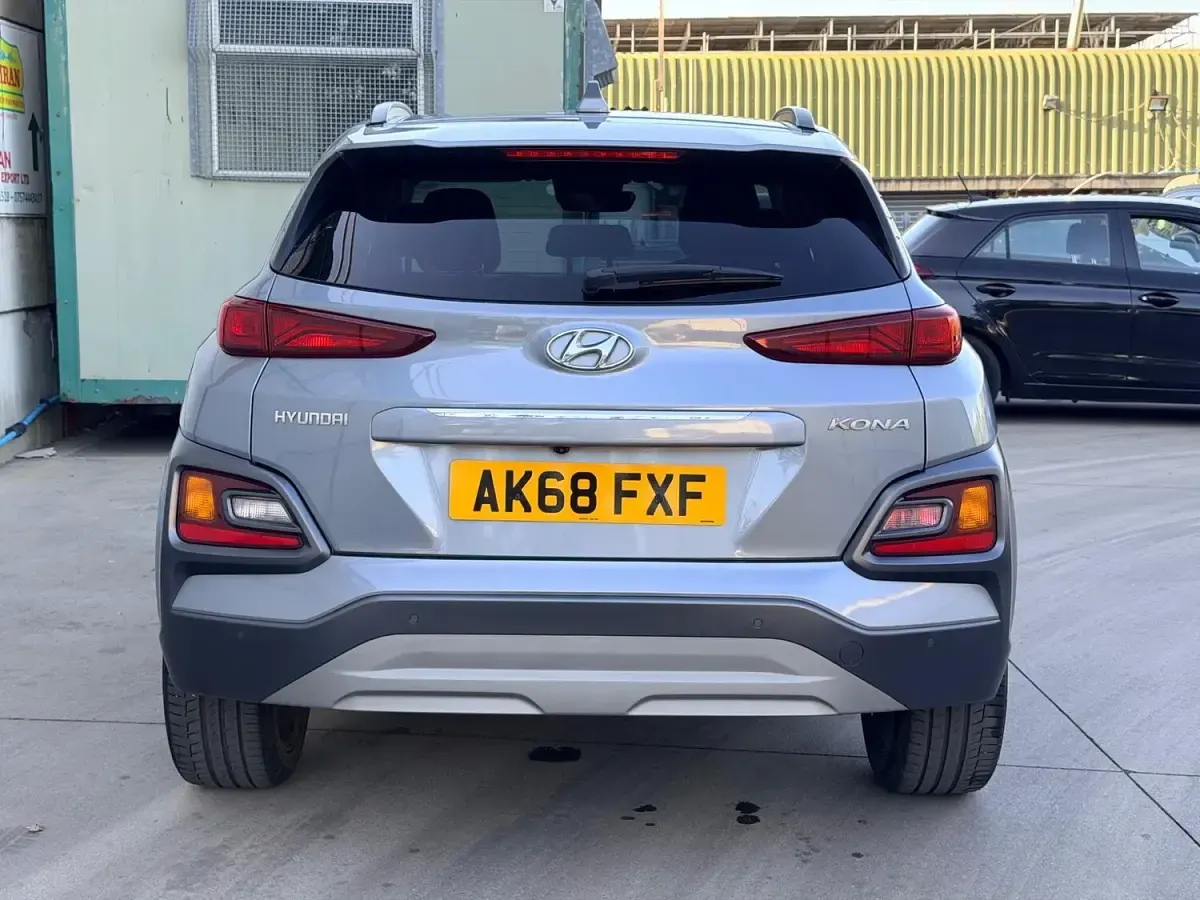 Used Hyundai Kona Premium 120 HP (88 kW) 2018 Silver SUV
