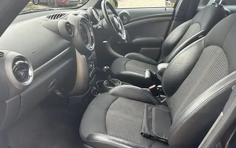 Used Mini Cooper Countryman 111 HP (81 kW) 2012 Black SUV